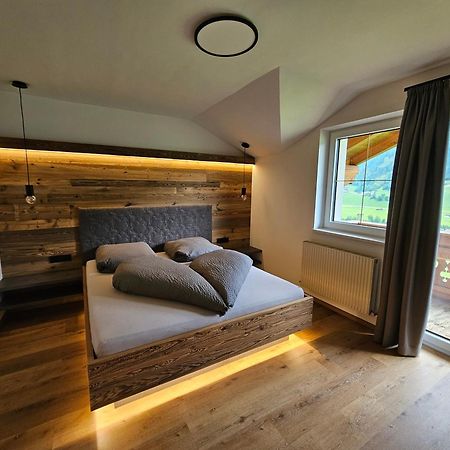 Roasthof Apartments Neustift im Stubaital Exterior photo